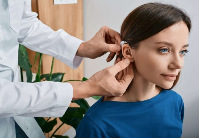 At 23, I Didn’t Expect Hearing Aids. Here’s Why I’ve Embraced Them